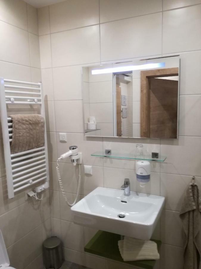 Hotel - Garni Mittelpunkt-Europa Gmbh براوناو آم إن المظهر الخارجي الصورة